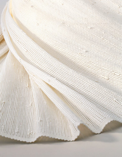 2101 White Dove detail